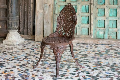 Żeliwne krzesło ogrodowe - Orange Tree meble indyjskie