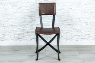 Metalowe krzesło ze skórą naturalną - Orange Tree meble indyjskie
