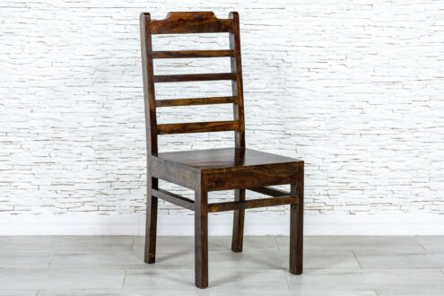 Klasyczne brązowe krzesło - Orange Tree meble indyjskie
