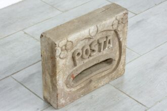 Kamienny front na skrzynkę pocztową - Orange Tree meble indyjskie