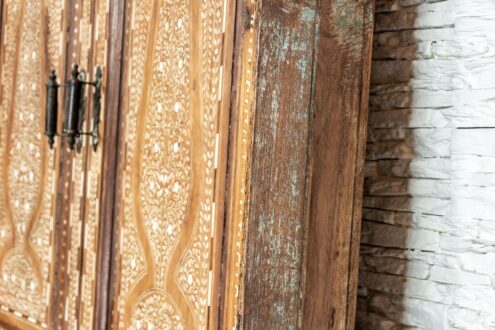 Tekowe drzwi zdobione kością - Orange Tree meble indyjskie