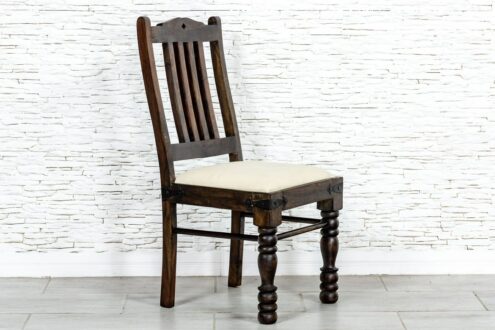 Brązowe krzesło tapicerowane - Orange Tree meble indyjskie