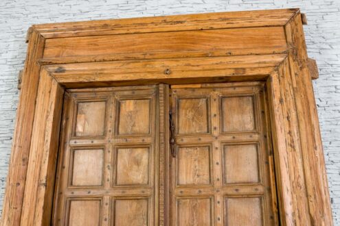 Stare tekowe drzwi z kratką 1 2
