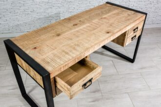 Nowoczesne biurko z karbowanym drewnem 3