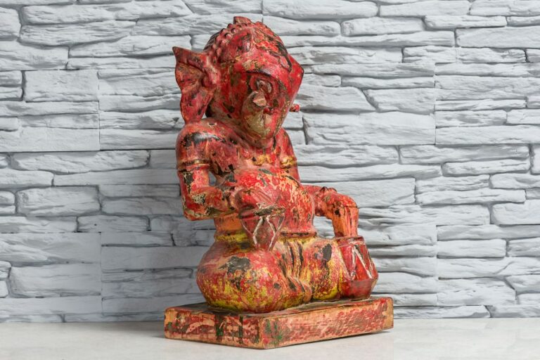 Figurka Ganeshy z tablami 2
