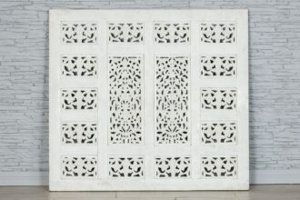 Biały ażurowy panel ozdobny 1