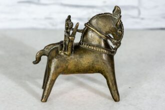Stara figurka wojownika na koniu 2