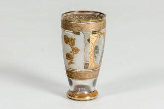 Szklanka malowana wypukłym złotem 2
