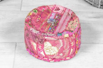 Mały okrągły puf różowy patchwork 1