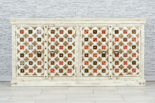 Komoda z ceramicznymi płytkami 1