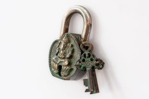 Mosiężna kłódka z Ganesha 2