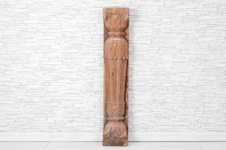 Kamienny pilaster 2