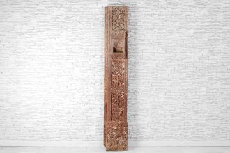 Wysoki pilaster z wnęką 1