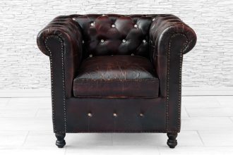 Fotel Chesterfield ze szklanymi kryształkami 2